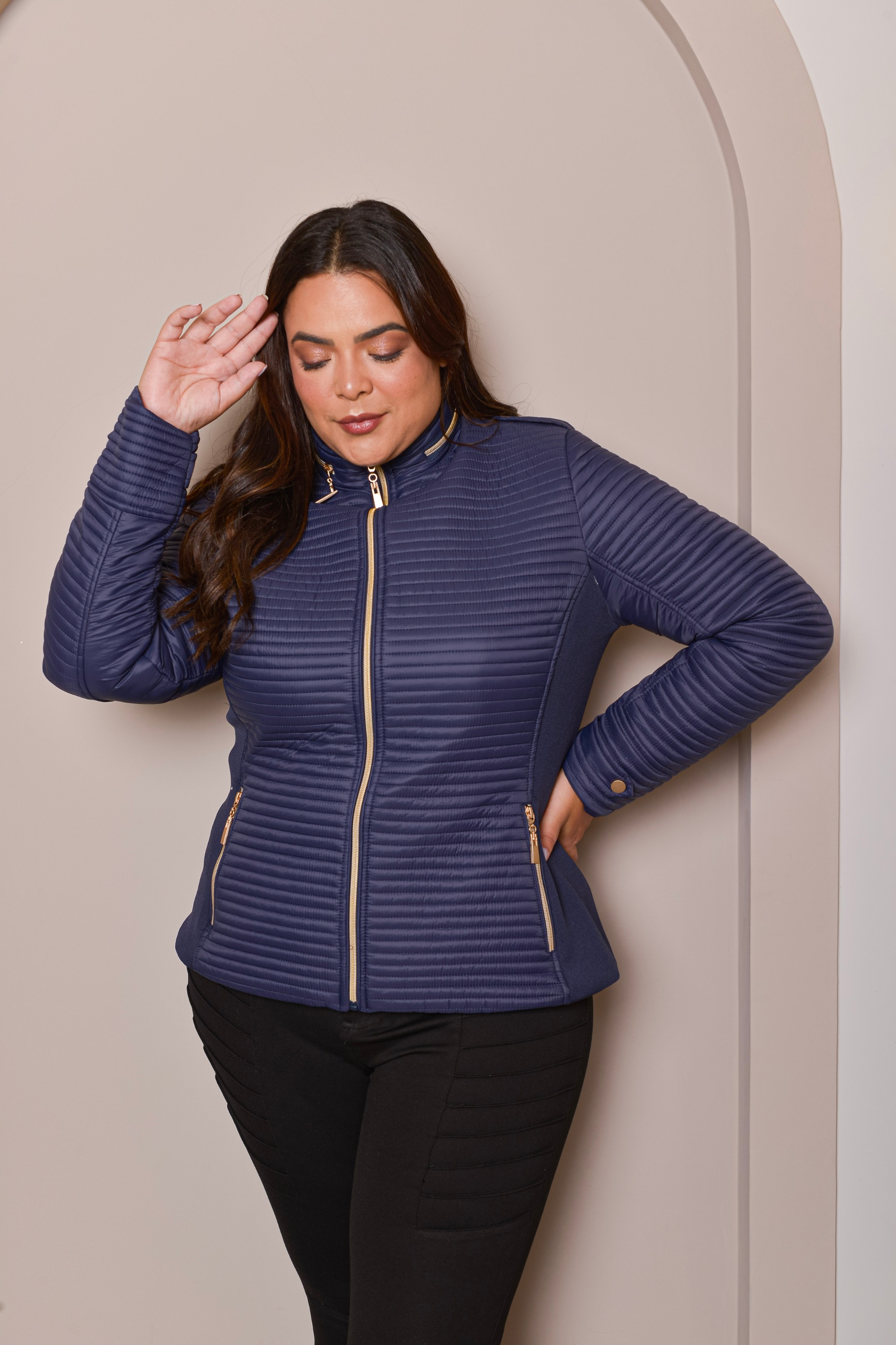 Casaco feminino plus size gelo com zíper e gola alta